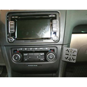 GSM konzole pro VW Golf VI 2009-